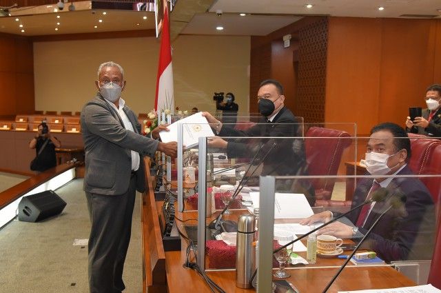 podiumnews.com-DPR Sahkan RUU Otsus Papua Menjadi UU